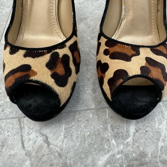 Stuart Weitzman platform leopard pump - Picture 9 of 9